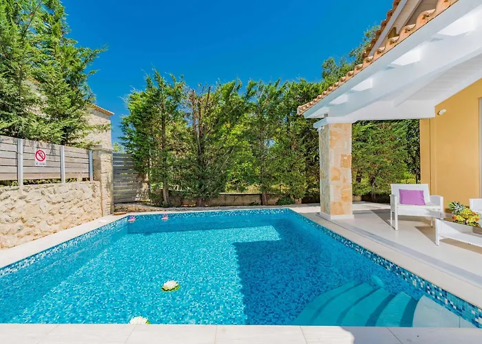 Lefki Sofita Makris Gialos (Zakynthos)